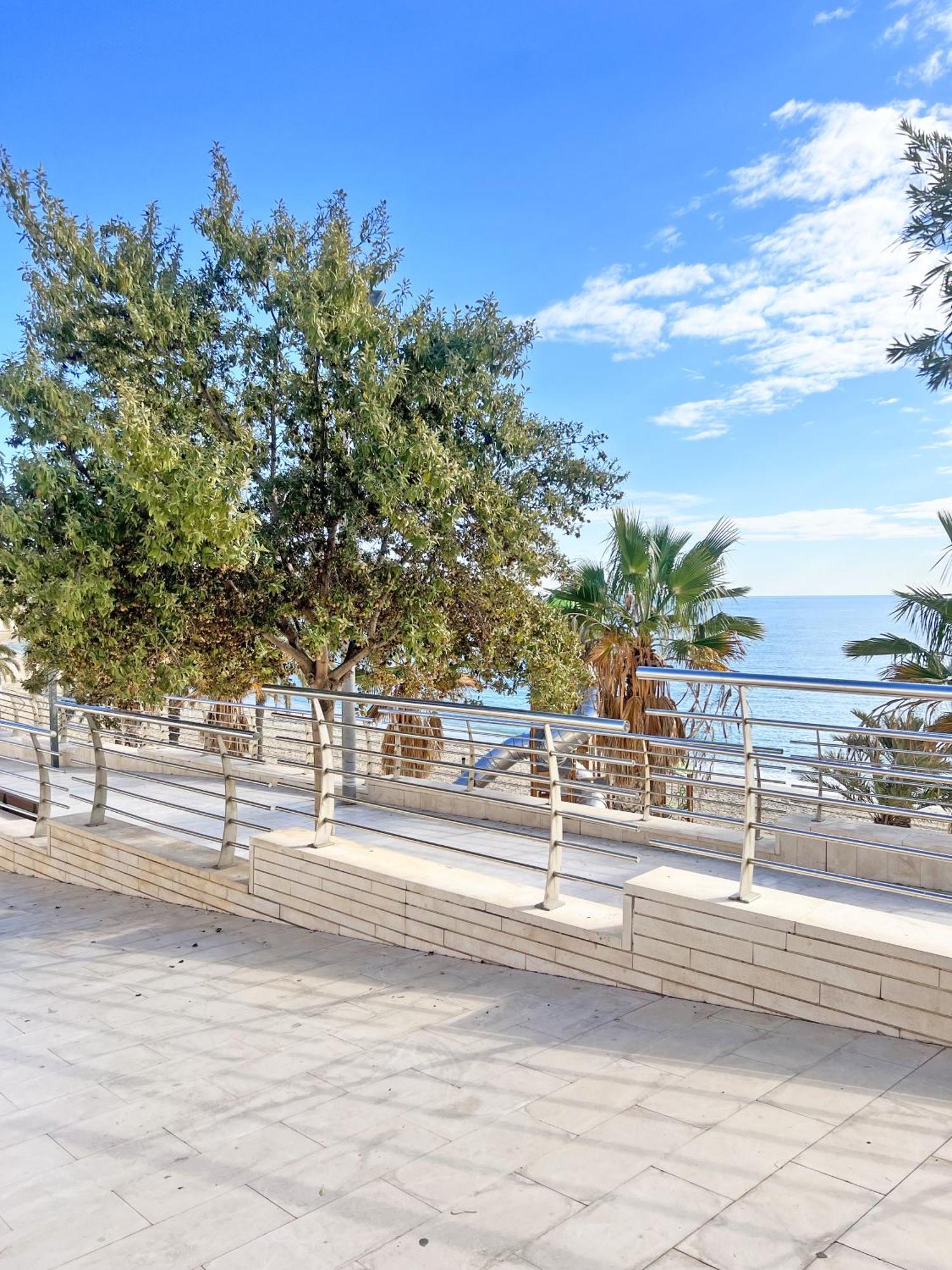 Apartamento A 100 Metros De La Playa. Parking Gratuito Privado Alicante Exterior foto