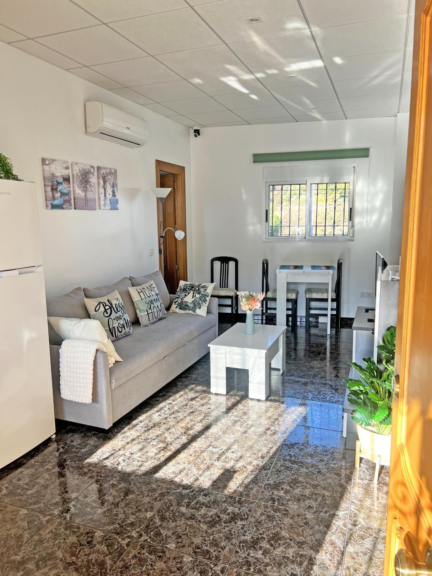 Apartamento A 100 Metros De La Playa. Parking Gratuito Privado Alicante Exterior foto